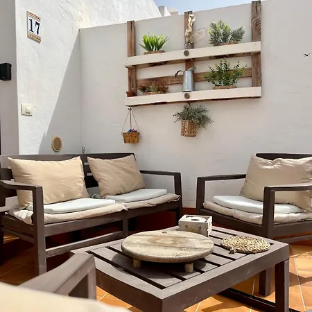 Semesterbostad La Casita Sun
